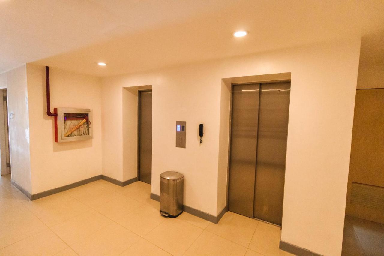 Wow Budget Hotel Cubao Quezon City Exteriör bild