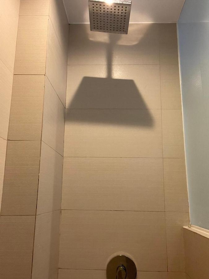 Wow Budget Hotel Cubao Quezon City Exteriör bild