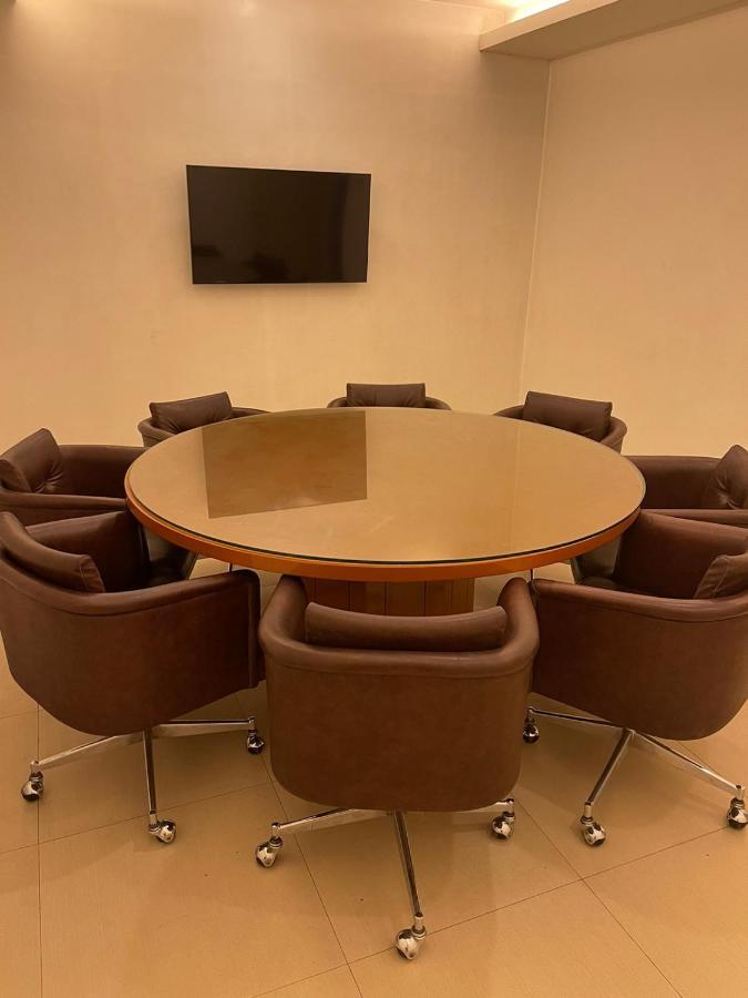 Wow Budget Hotel Cubao Quezon City Exteriör bild