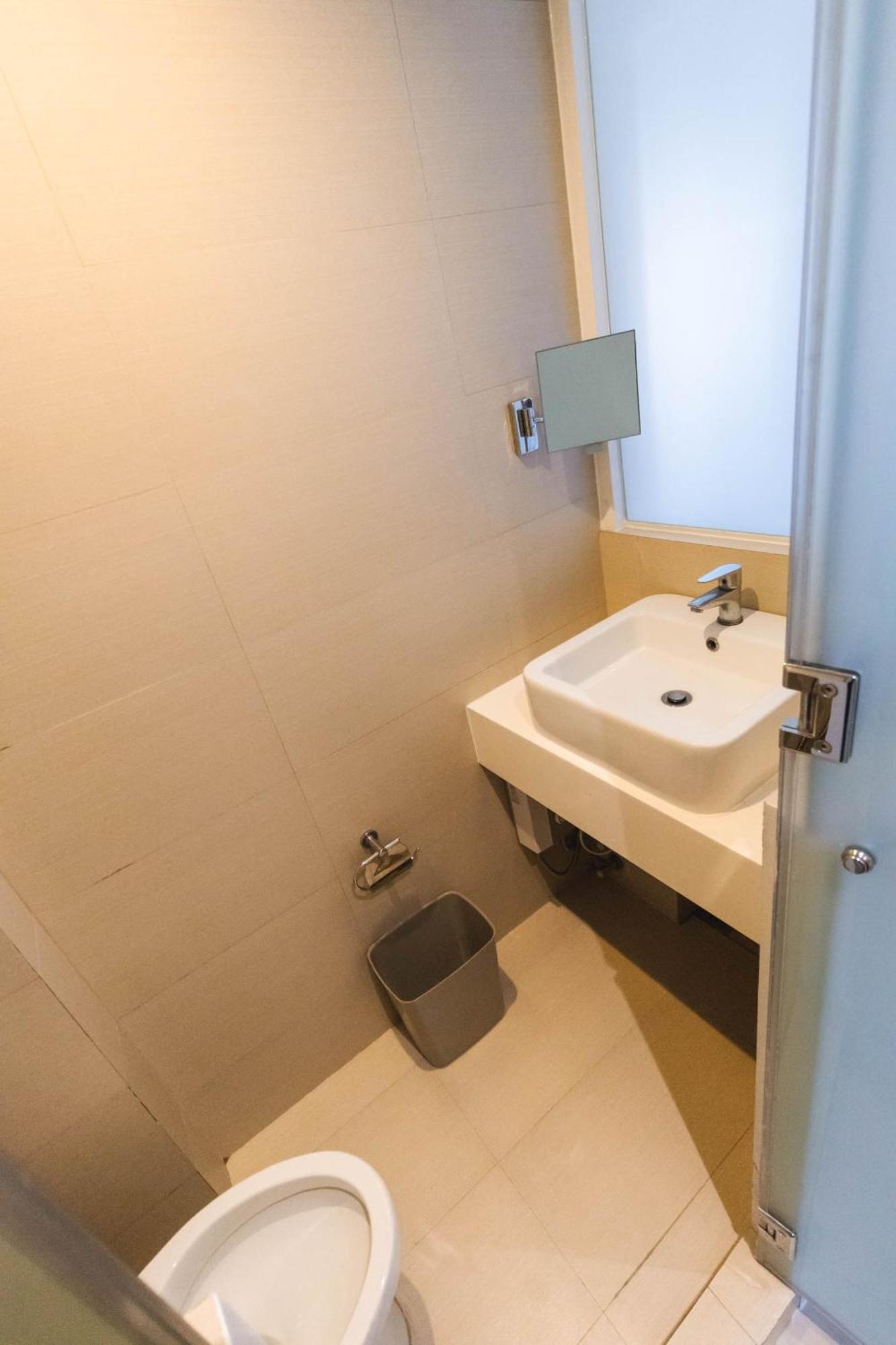 Wow Budget Hotel Cubao Quezon City Exteriör bild