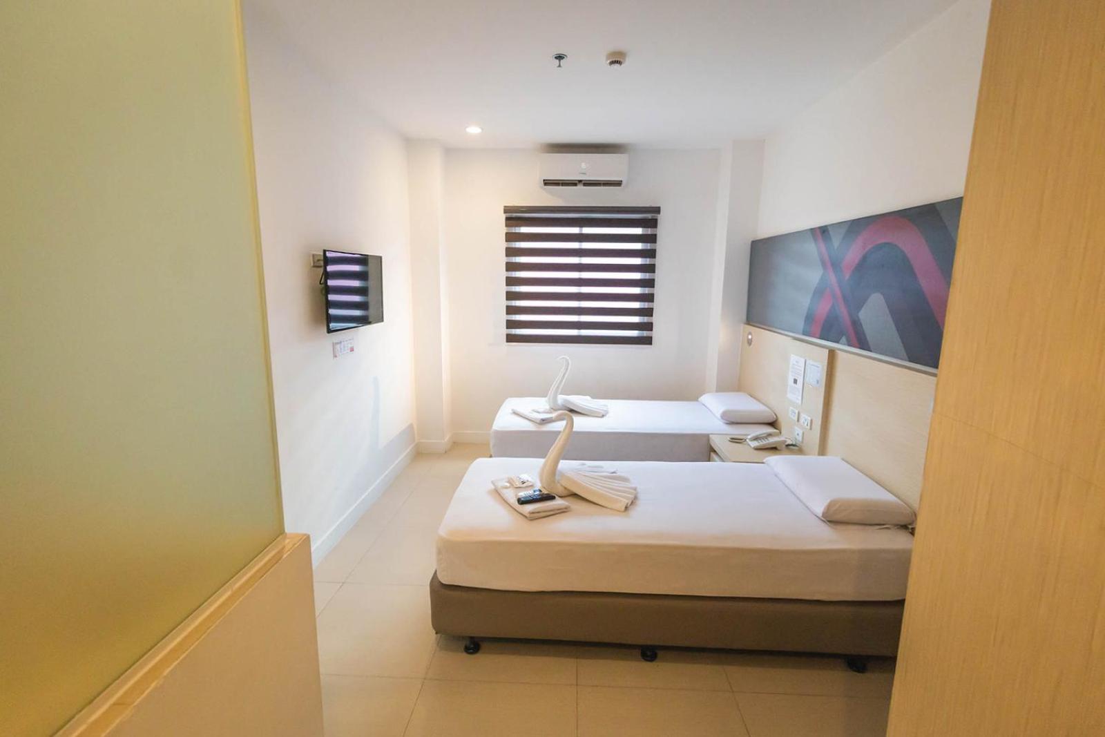 Wow Budget Hotel Cubao Quezon City Exteriör bild